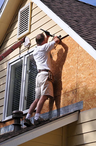 Affordable siding repair and maintenance services in Traverse City, MI